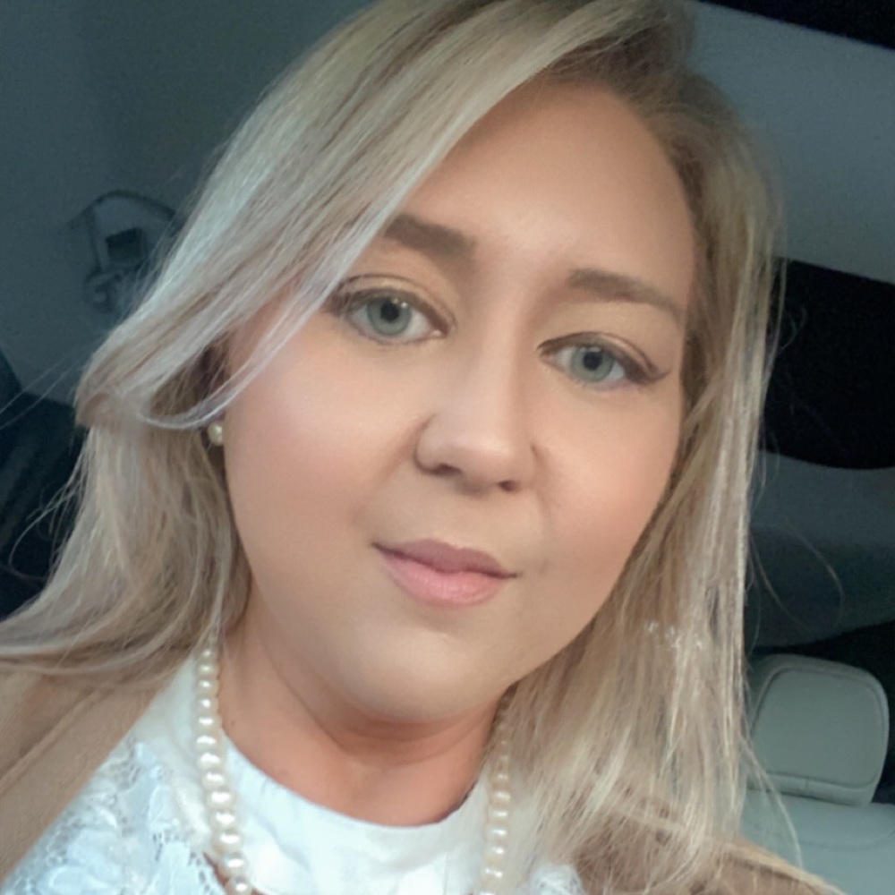 Meet your Posher, Kari
